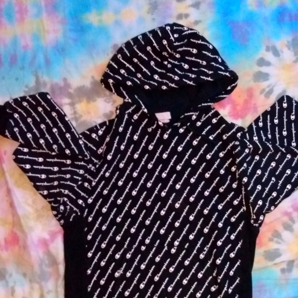 CHAMPION Hoodie - Medium